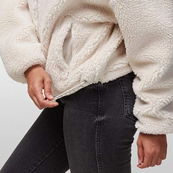 Alo Yoga womens Flurry Sherpa Jacket Faux Fur Coat Size Medium - Picture 3 of 17